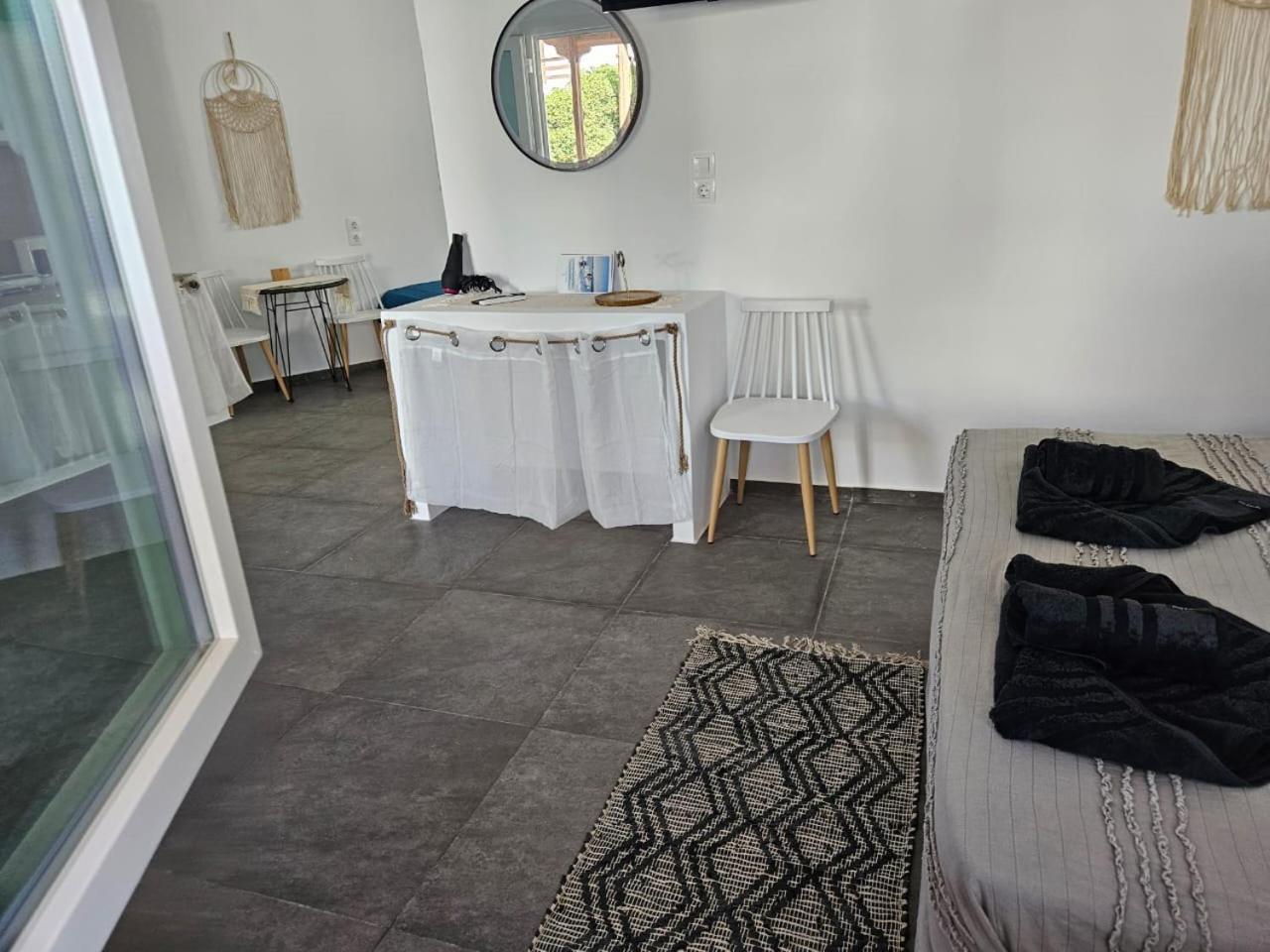 Eris Studios Adámas Extérieur photo
